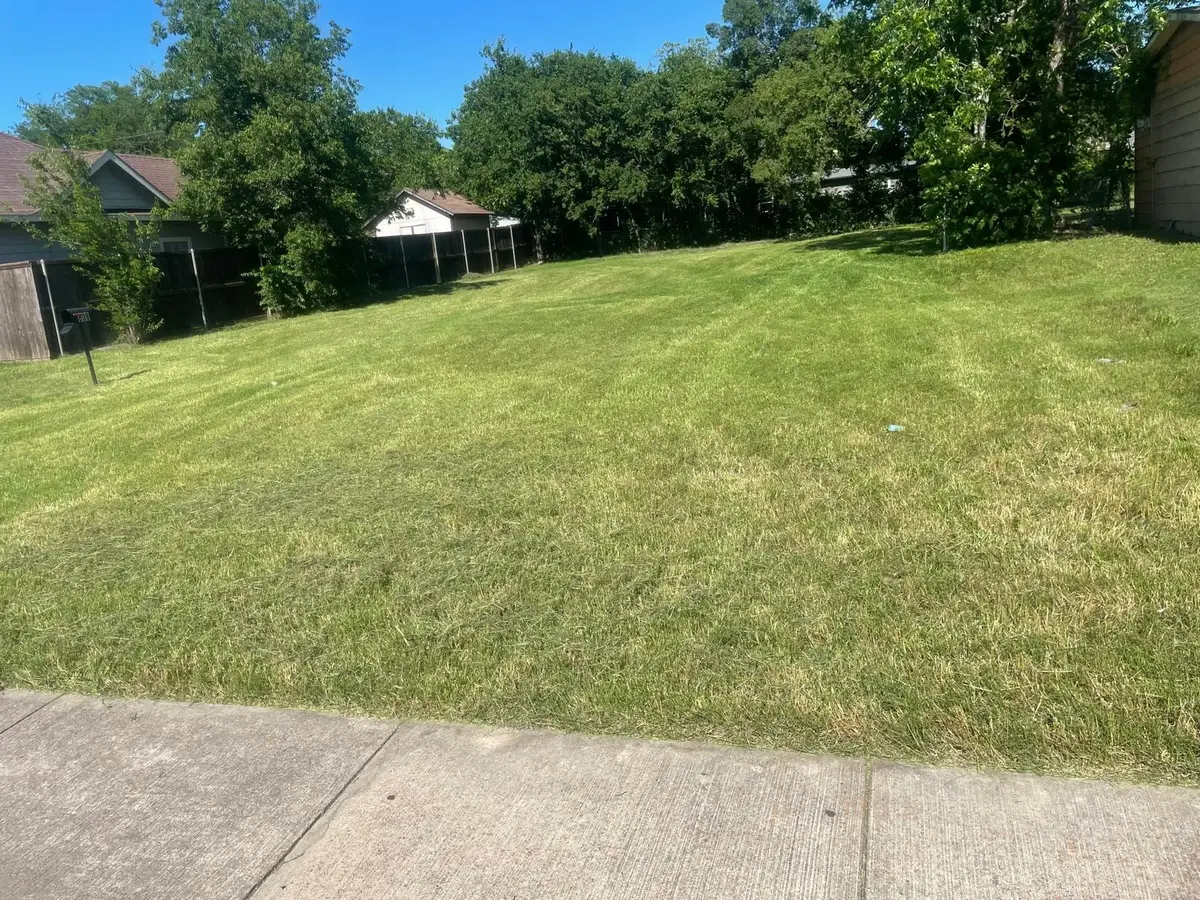 808 Wilkinson Drive, Mesquite, TX 75149 - #1