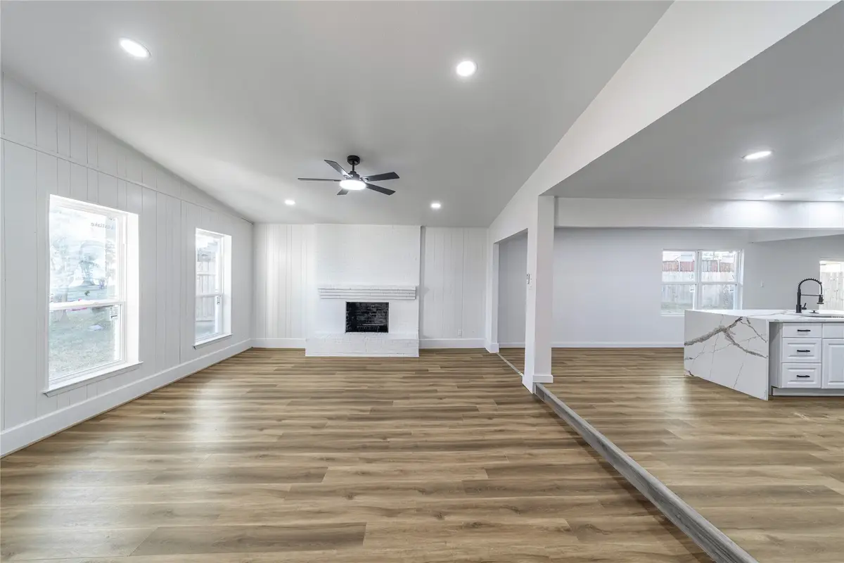 934 Meadowdale Circle, Garland, TX 75043 - Image #1