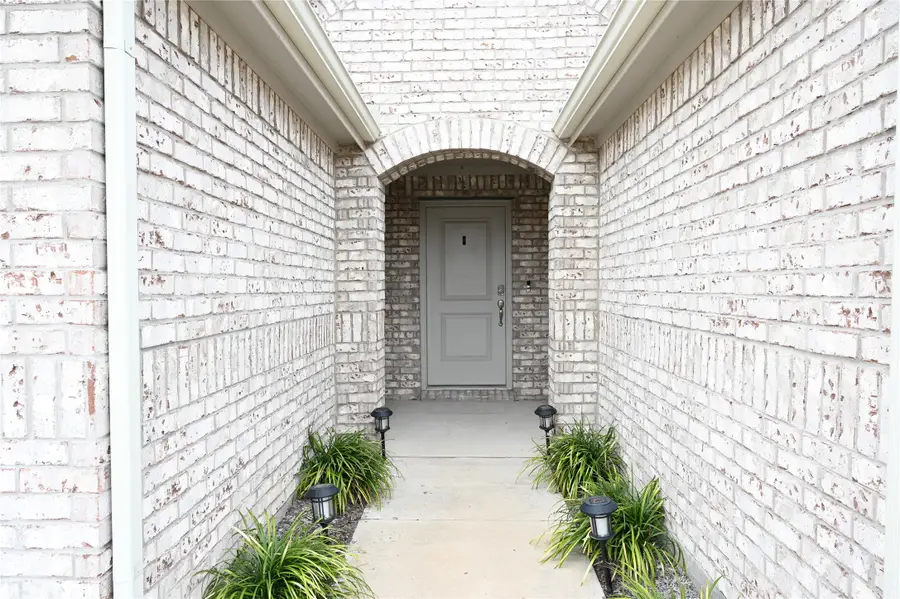 516 Smokey Trail, Princeton, TX 75407 - Image #2