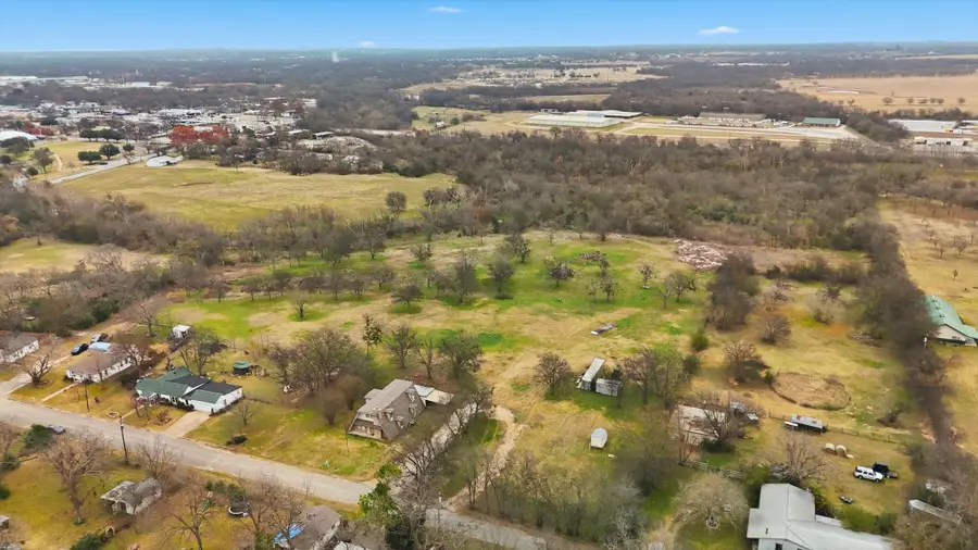 1401 Walnut Street, Cleburne, TX 76033 - Image #3