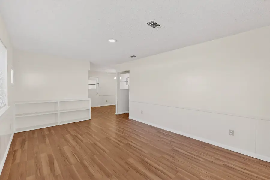 1102 Crisp Drive, Irving, TX 75061 - #3