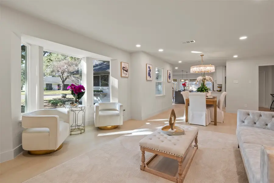 10427 Carry Back Place, Dallas, TX 75229 - Image #2