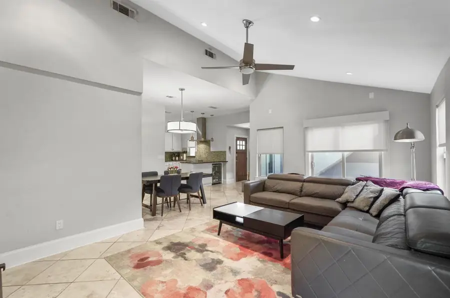 4319 Cabell Drive, Dallas, TX 75204 - #3