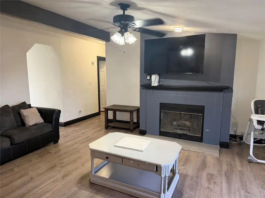 222 Hix Road, Cleburne, TX 76031 - Image #3