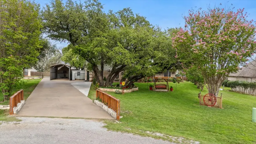 3103 Rim Rock Court, Granbury, TX 76049 - Image #3