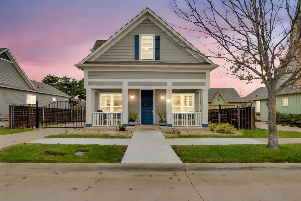 209 Cody Hunter Lane, Midlothian, TX 76065 - Image #1