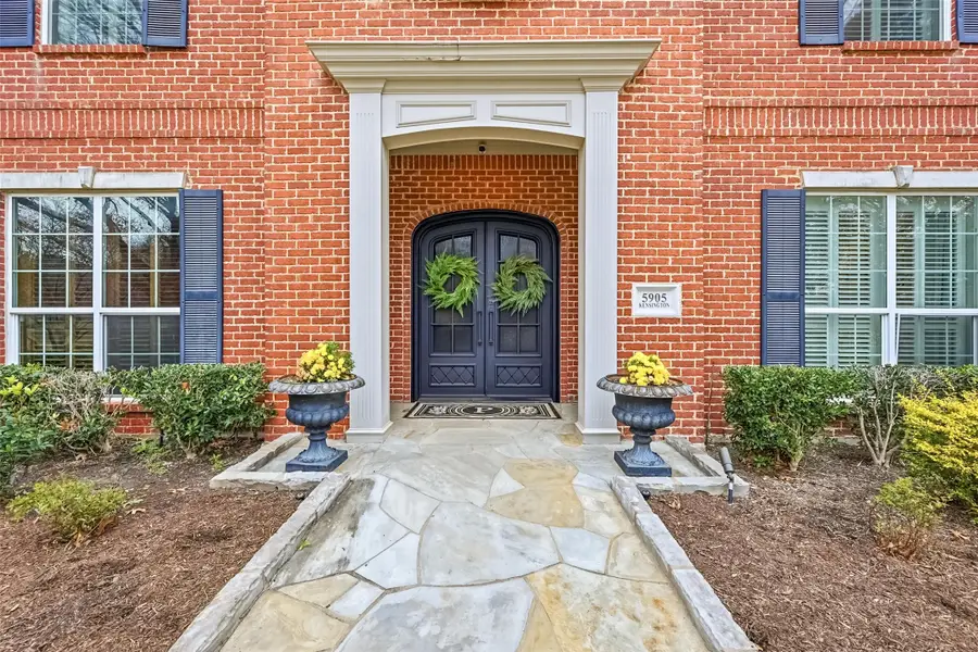 5905 Kensington Drive, Plano, TX 75093 - Image #2