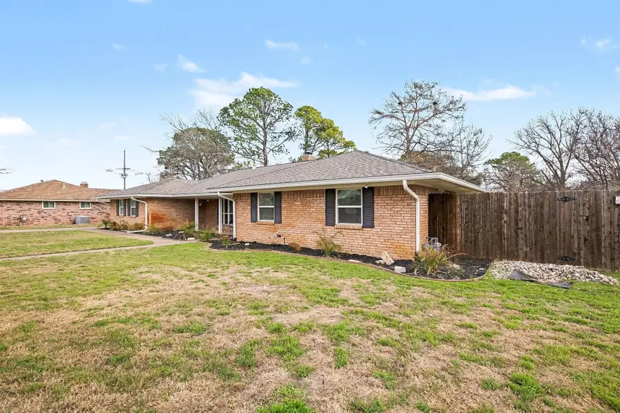 1603 Miller Court, Pantego, TX 76013 - #3