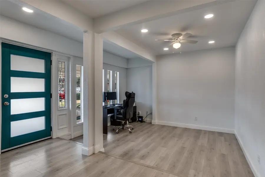 2711 San Diego Drive, Dallas, TX 75228 - Image #2