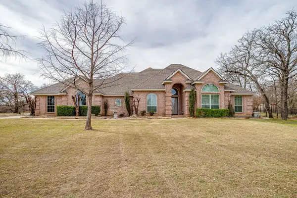 2340 Redstone Road, Burleson, TX 76028