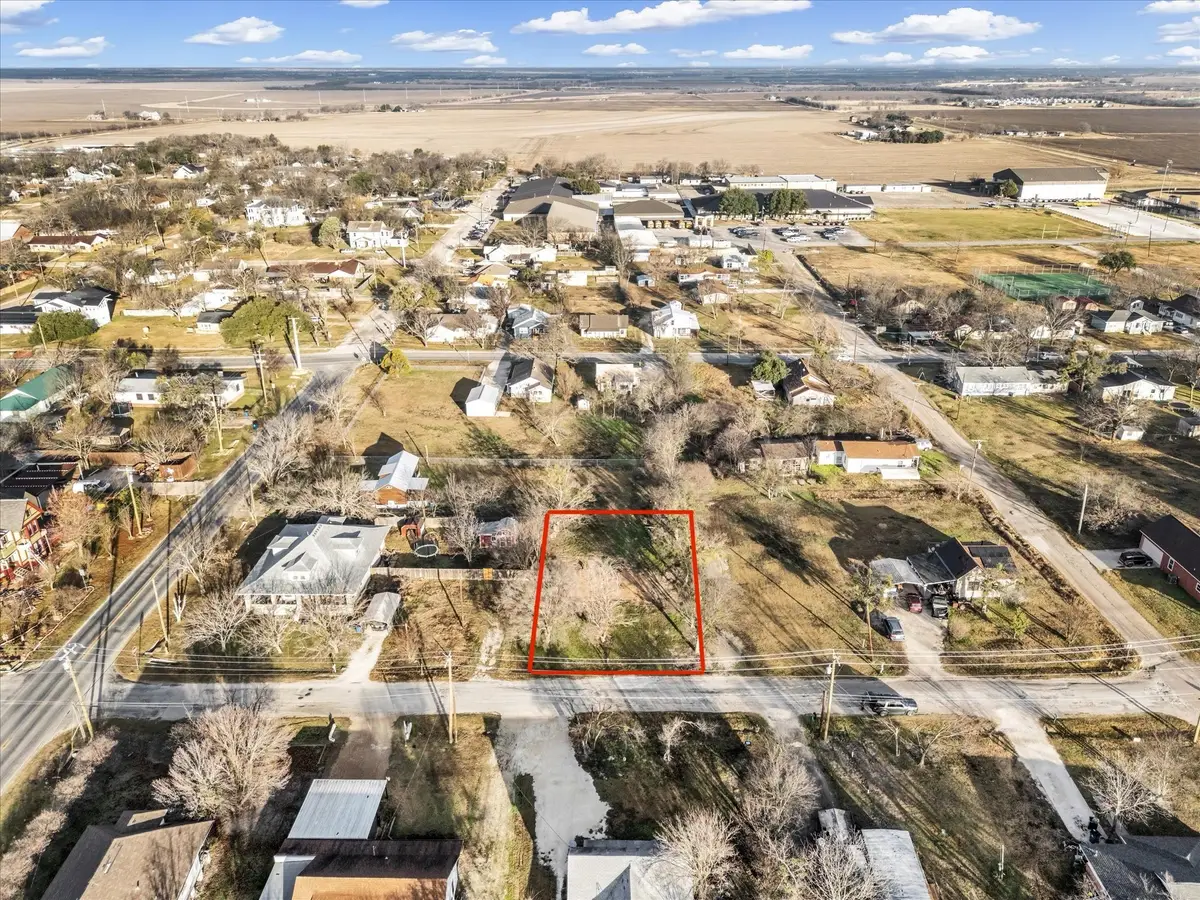 605 E Adams Street, Itasca, TX 76055 - Image #1