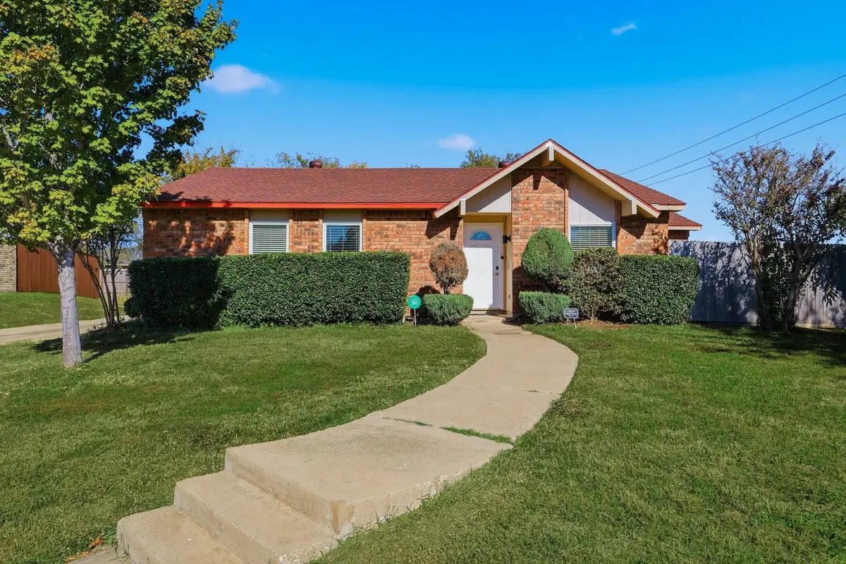 5016 Wheeler Circle, The Colony, TX 75056 - Image #1