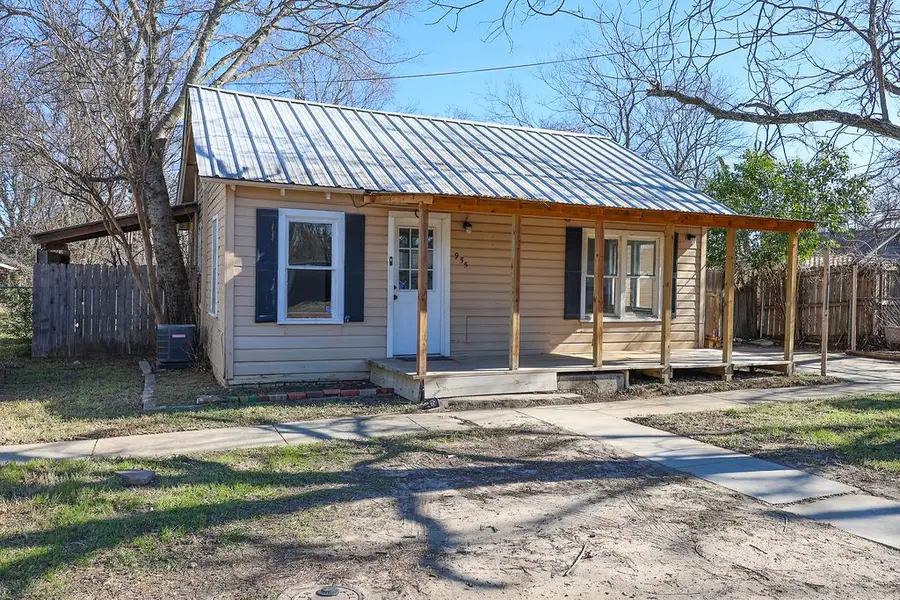 955 N Stephen Avenue, Stephenville, TX 76401 - #2