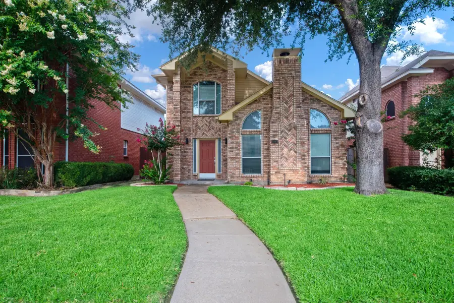 2221 Meadowstone Drive, Carrollton, TX 75006 - Image #2