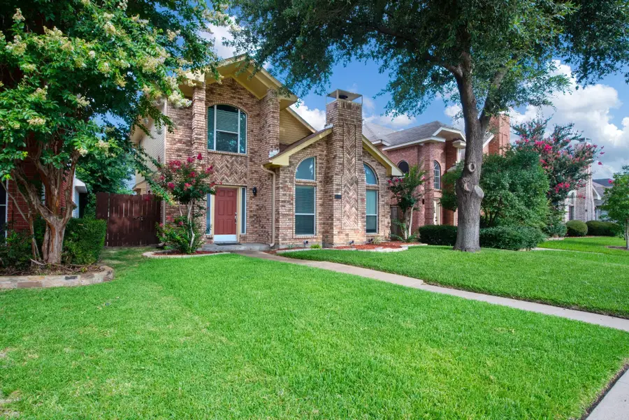 2221 Meadowstone Drive, Carrollton, TX 75006 - Image #3