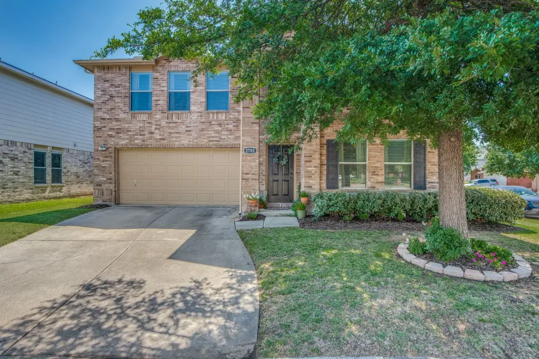 2701 Lazy Oak Drive, Little Elm, TX 75068 - Image #1