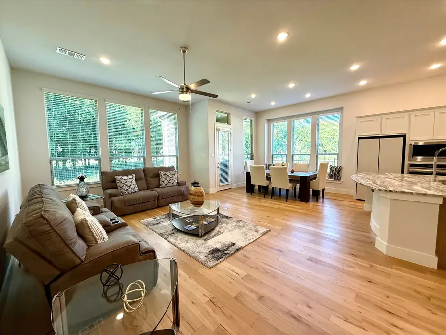 1835 Bell Court, Van Alstyne, TX 75495 - Image #3