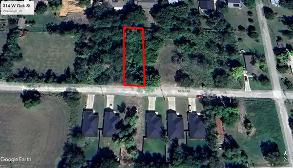 314 W Oak Street, Whitewright, TX 75491