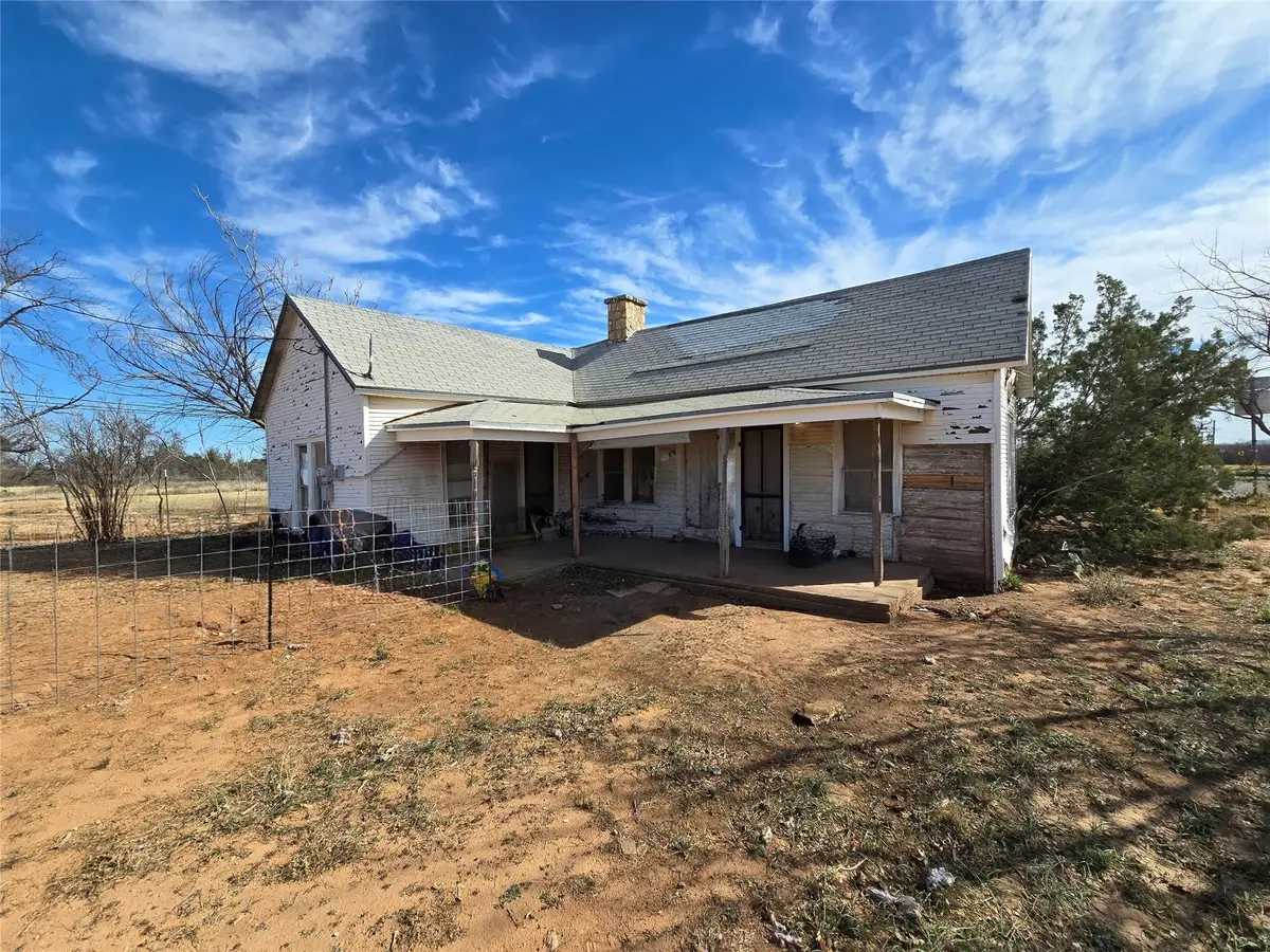 1002 Austin Street, Robert Lee, TX 76945 - Image #1