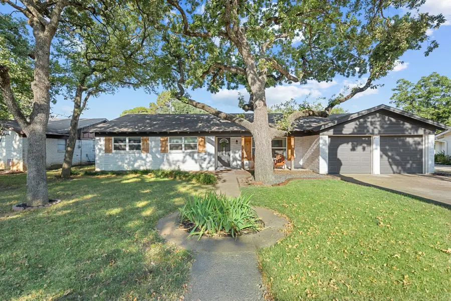 2317 Shady Grove Drive, Bedford, TX 76021 - Image #2