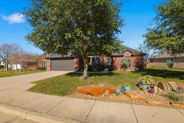 321 Lockwood Lane, Weatherford, TX 76087