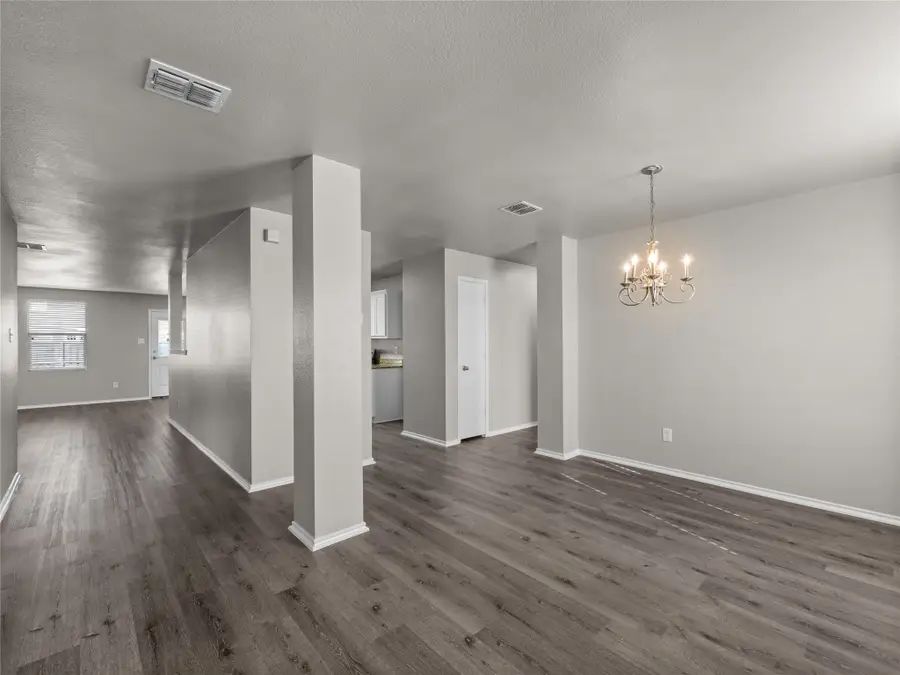 1021 Badger Run, Lancaster, TX 75134 - Image #3