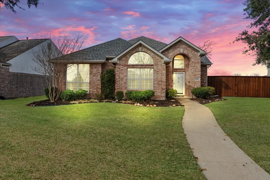 2105 Highwood Street, Mesquite, TX 75181 - Image #2