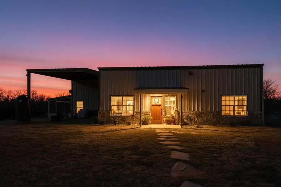 2800 County Road 2905, Dodd City, TX 75438 - Image #2
