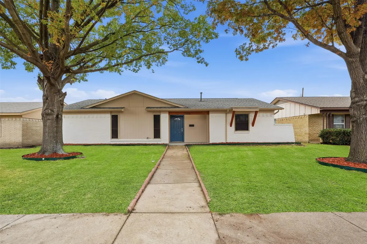 1023 Chappell Drive, Mesquite, TX 75149 - Image #1