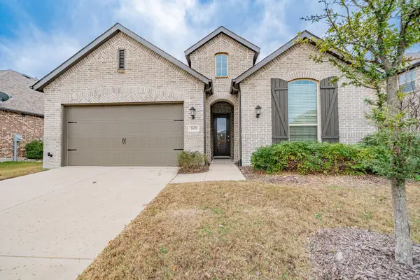 1633 Castleford Drive, Forney, TX 75126