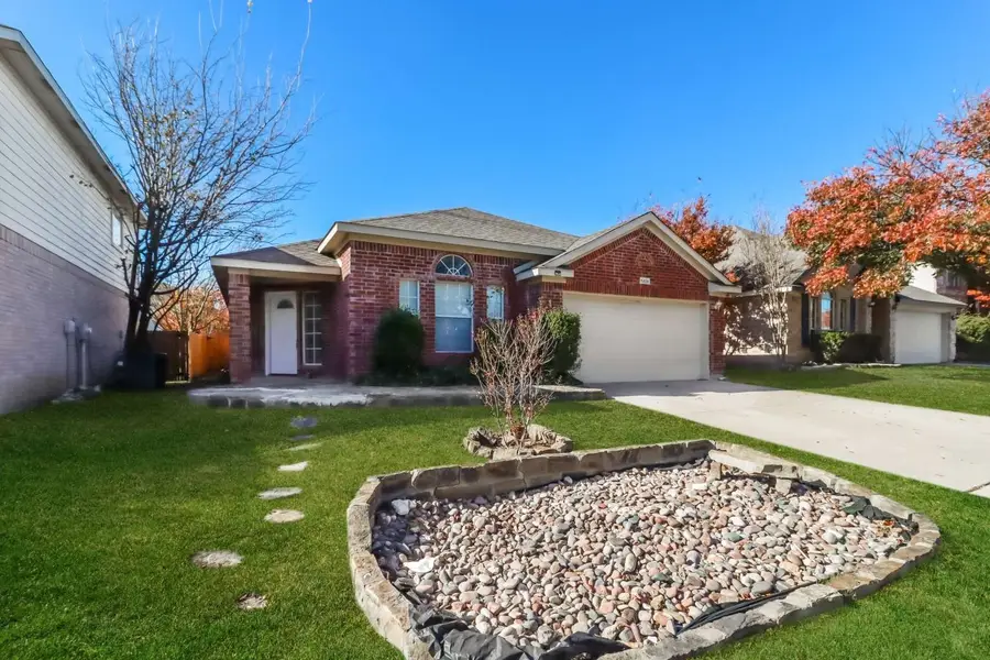 8208 Dynasty Drive, Fort Worth, TX 76123 - Image #3