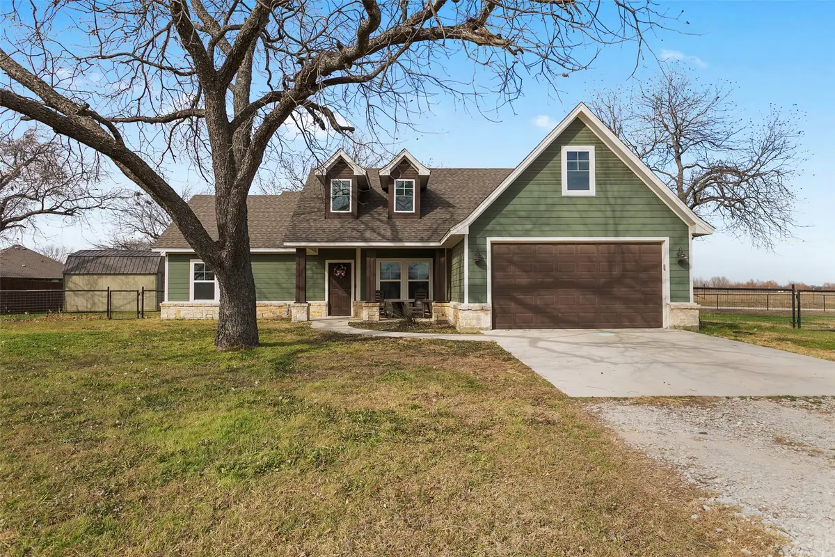 120 Bluebonnett, Paradise, TX 76073 - Image #1