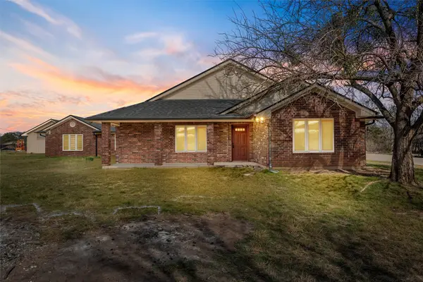 206 Navajo Trail, Gatesville, TX 76528