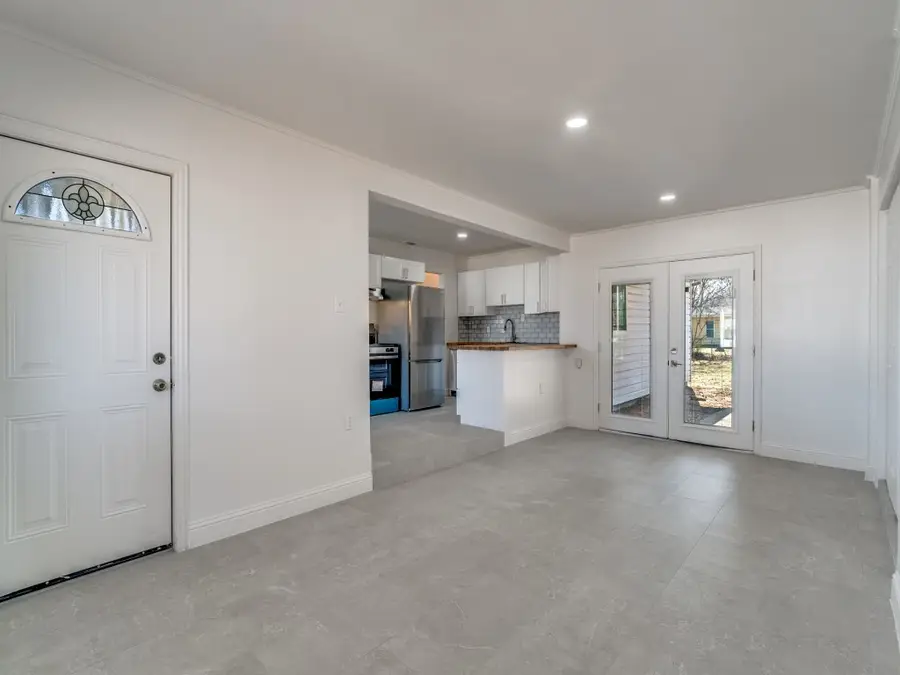 4528 Newman Drive, Haltom City, TX 76117 - Image #2