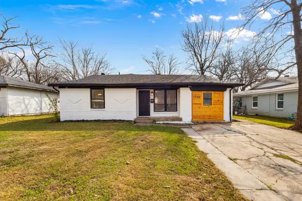 1722 Buena Vista Street, Mesquite, TX 75149