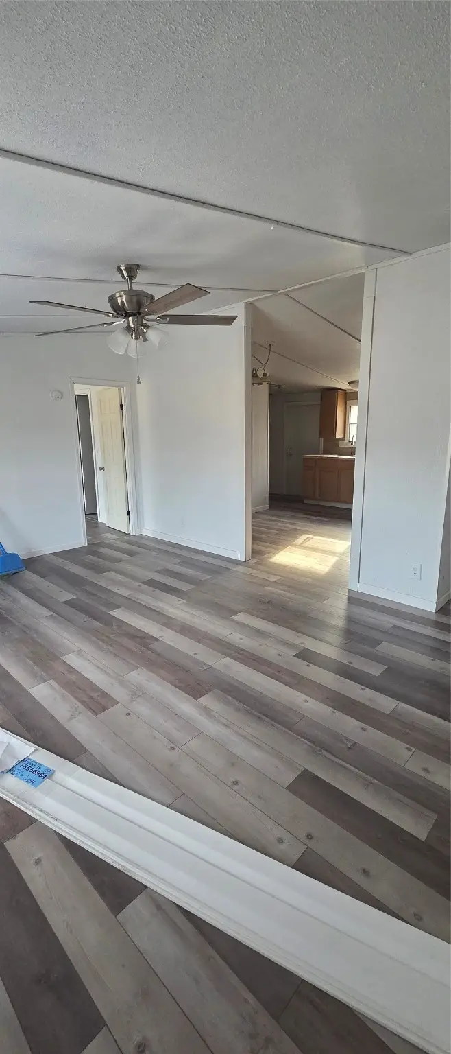 114 Sunset Acres Court, Granbury, TX 76048 - Image #2