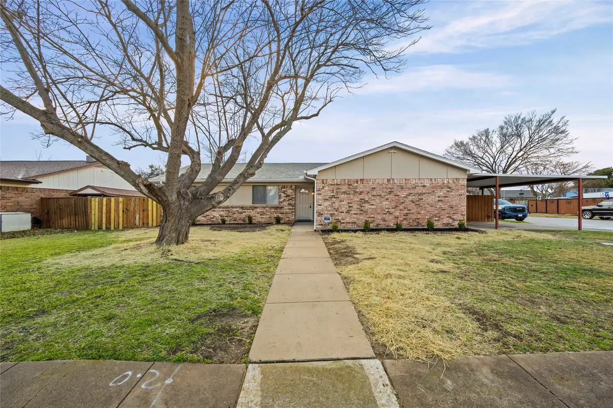 565 Park Center Boulevard, Saginaw, TX 76179 - Image #1