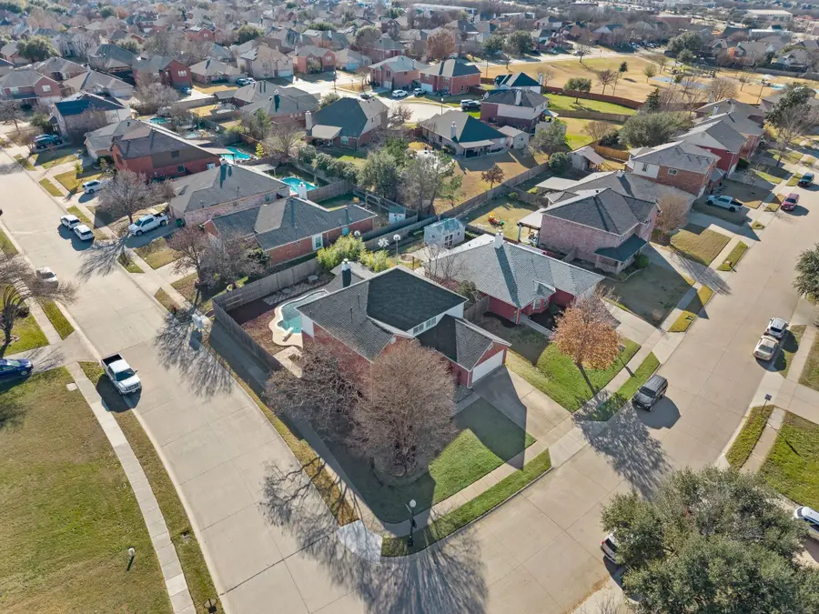 332 Cortland Circle, Roanoke, TX 76262 - Image #3