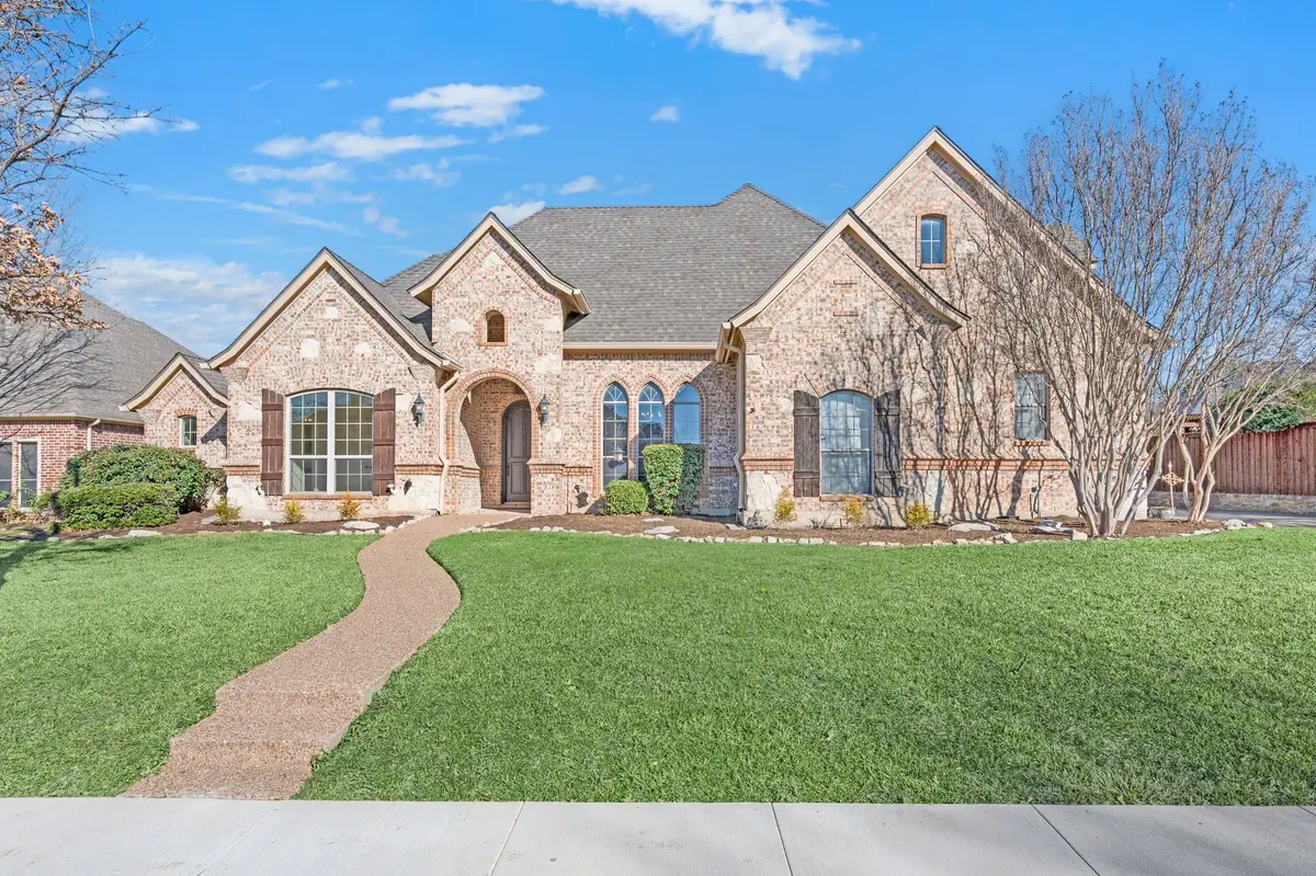 7805 Shady Oaks Drive, North Richland Hills, TX 76182 - Image #1