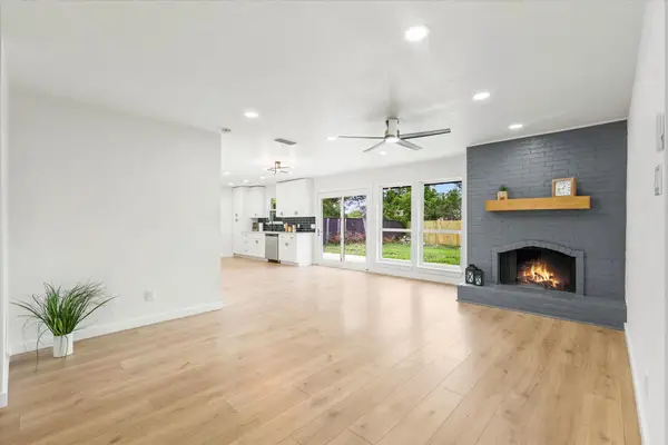 2003 Deerfield Drive, Carrollton, TX 75007