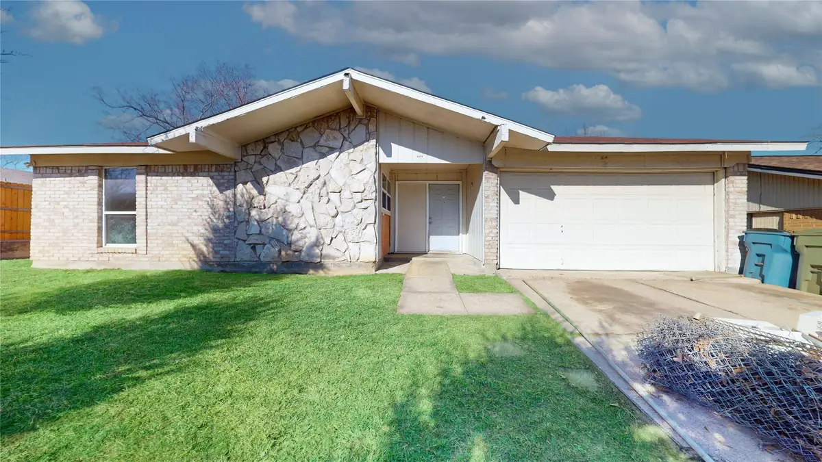 1273 Palisades Drive, Lewisville, TX 75067 - Image #1