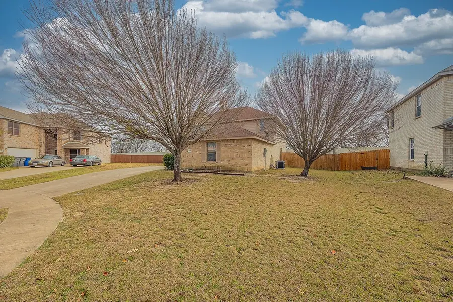 332 Bob White Drive, Red Oak, TX 75154 - Image #3