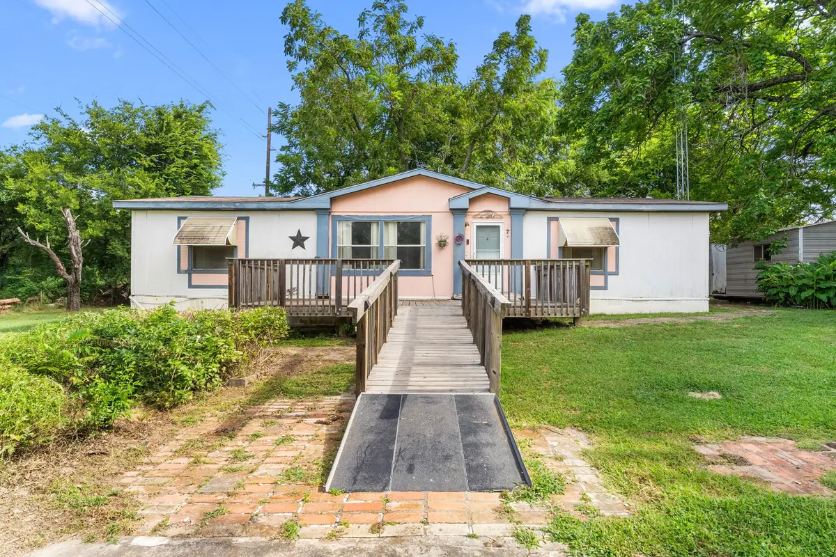 246 County Road 3701, Bullard, TX 75757 - Image #1