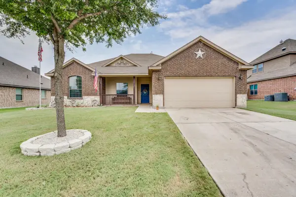 135 Liberty Way, Waxahachie, TX 75167