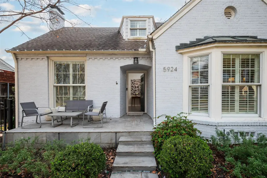 5924 Mccommas Boulevard, Dallas, TX 75206 - Image #3