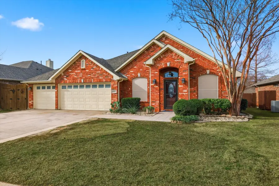 2607 Parkridge Drive, Corinth, TX 76210 - Image #2