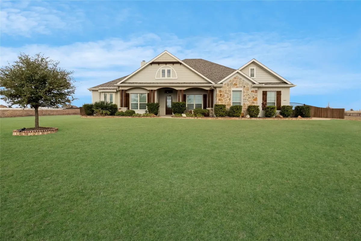 1571 E Highland Road, Waxahachie, TX 75167 - #1