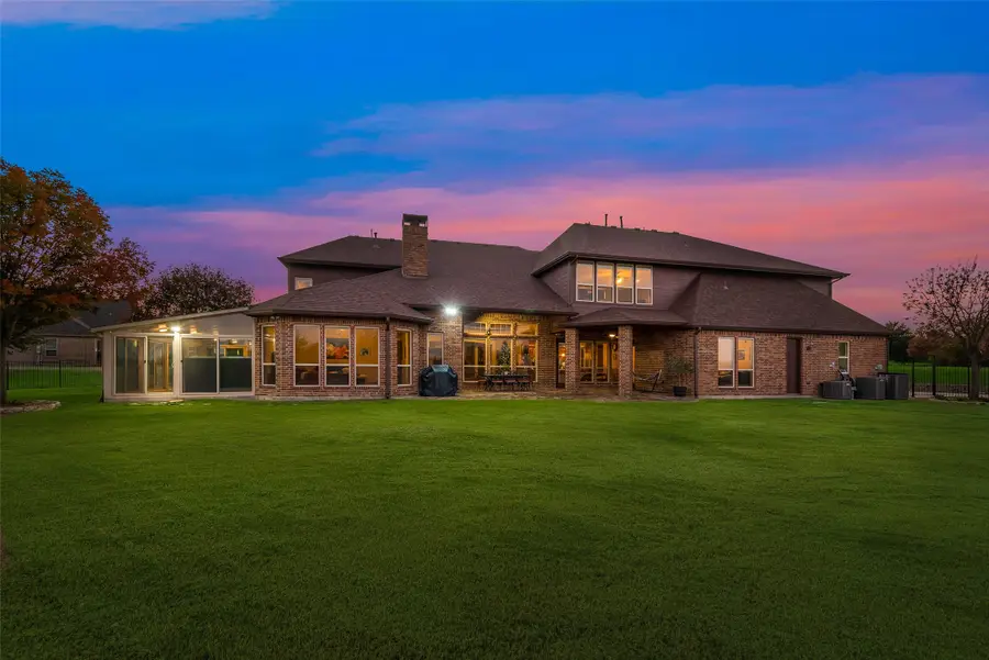 411 Crestfield Court, Sunnyvale, TX 75182 - Image #3