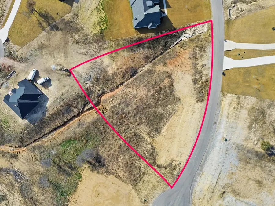 826 Wind River Pass, Azle, TX 76020 - Image #2