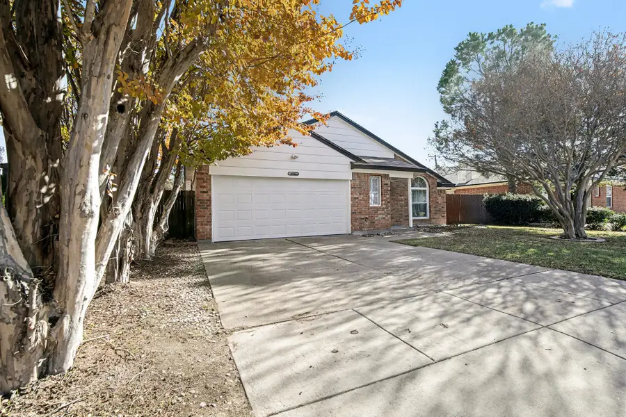 6721 Cherrytree Drive, Arlington, TX 76001 - Image #2